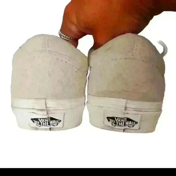 Vans Unisex Old Skool Pig Suede Sneaker In Oatmeal 7W 5.5 M - Picture 3 of 12